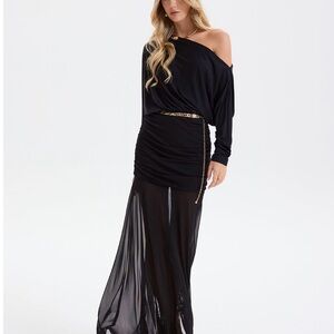 Chic Black One-Shoulder Dress